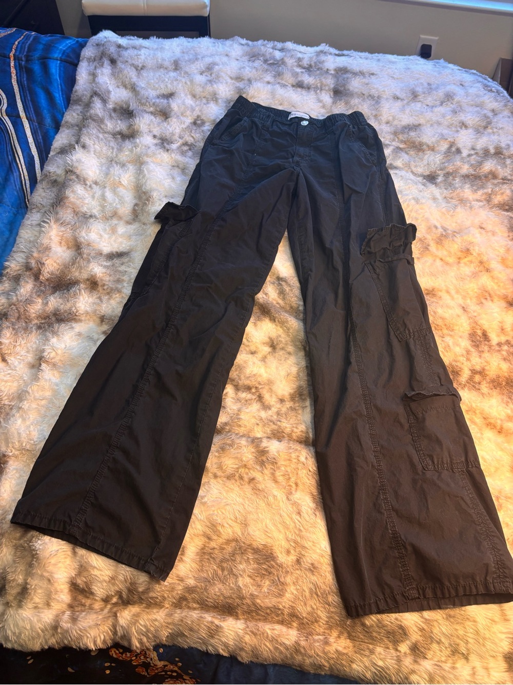 Zara Black Cargo Pants with Utility Pockets